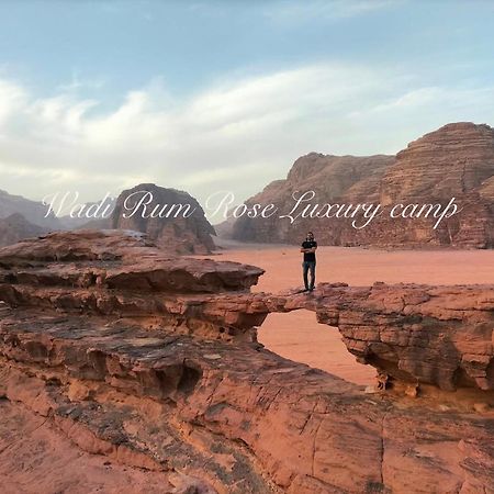Wadi Rum Rose Luxury Camp 外观 照片