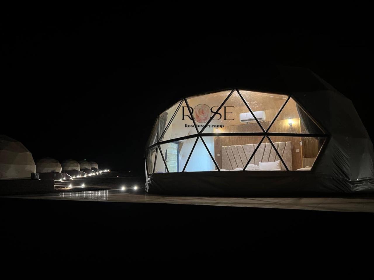 Wadi Rum Rose Luxury Camp 外观 照片