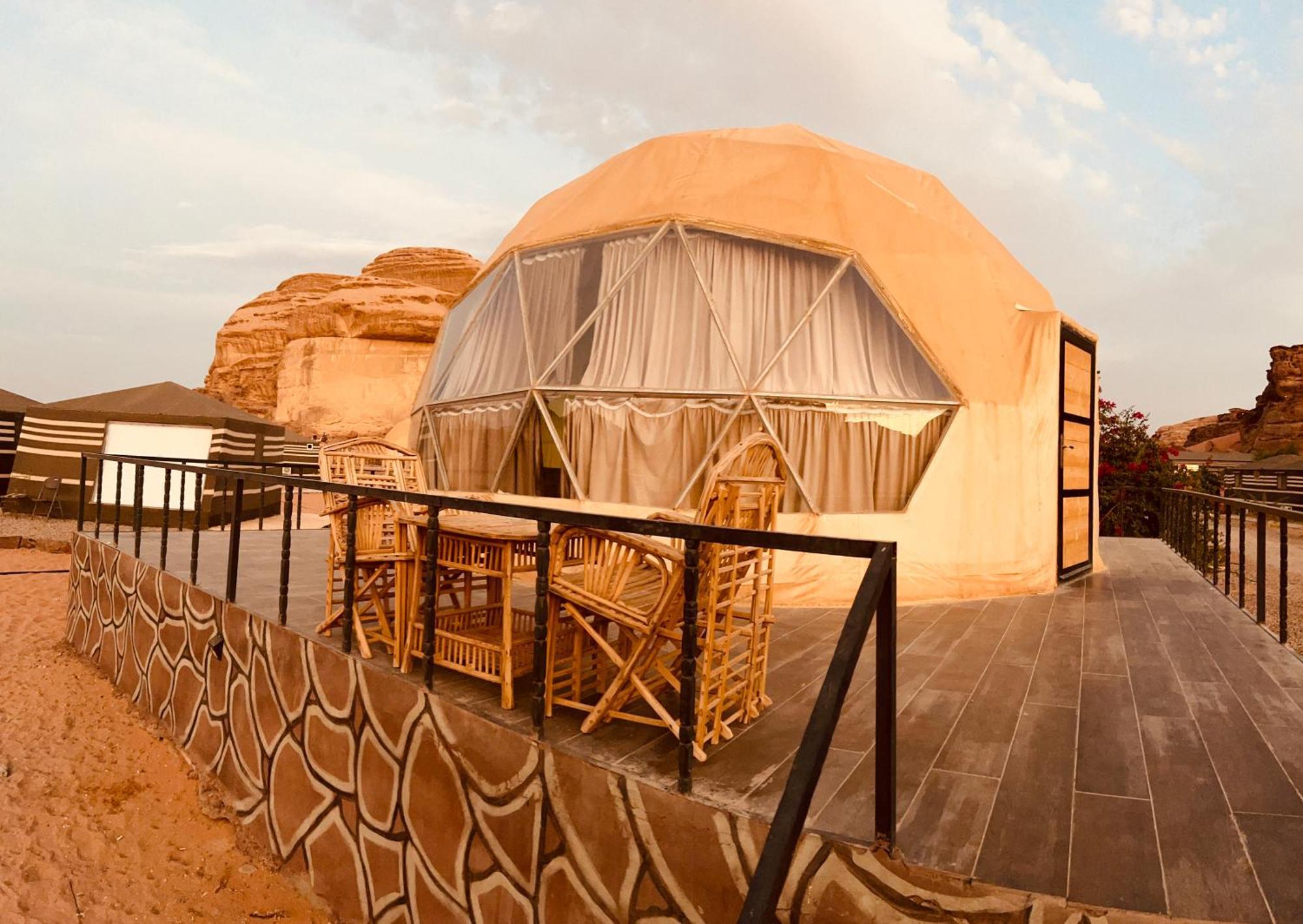 Wadi Rum Rose Luxury Camp 外观 照片