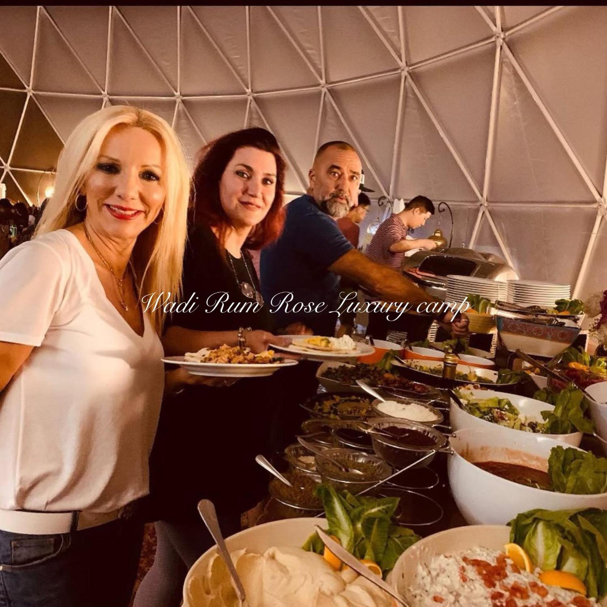 Wadi Rum Rose Luxury Camp 外观 照片